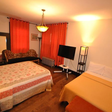 Ewr Airport Multilevel Guest House Room With 2-3 Beds Νιούαρκ Εξωτερικό φωτογραφία