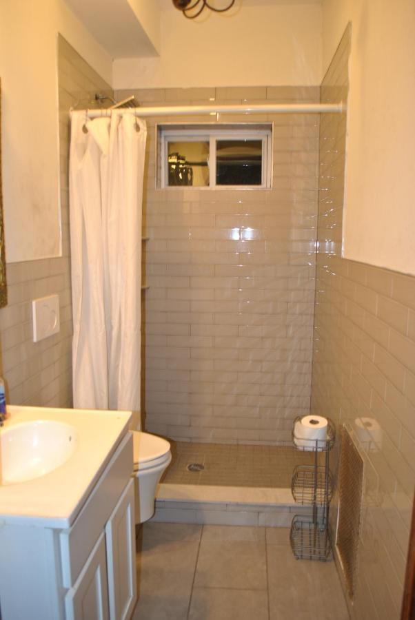 Ewr Airport Multilevel Guest House Room With 2-3 Beds Νιούαρκ Εξωτερικό φωτογραφία