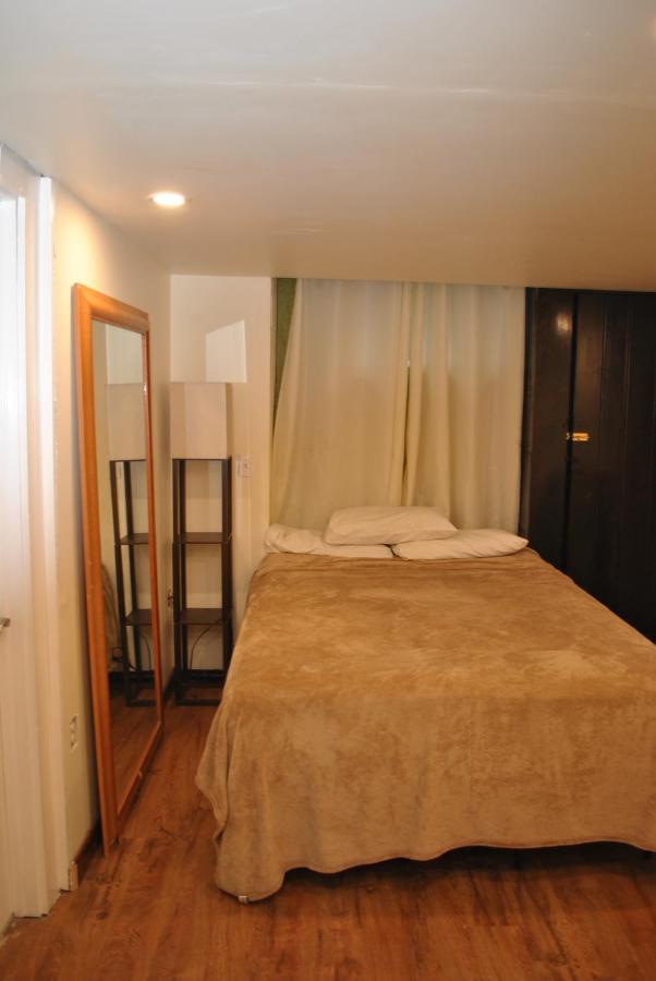 Ewr Airport Multilevel Guest House Room With 2-3 Beds Νιούαρκ Εξωτερικό φωτογραφία